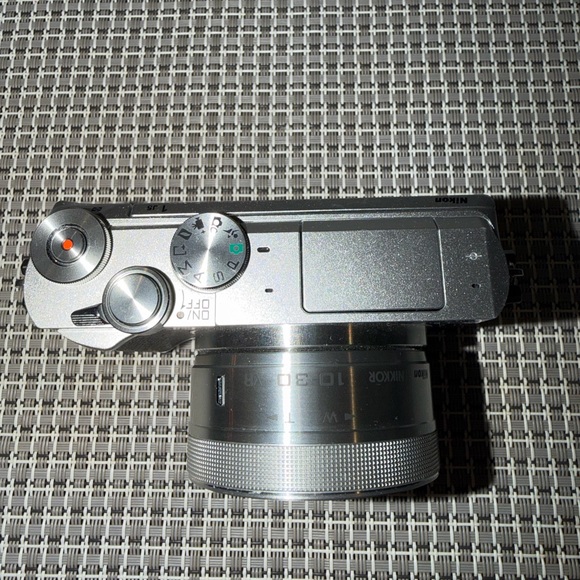 Nikon Silver Digital Camera with Lens - Picture 11 of 12